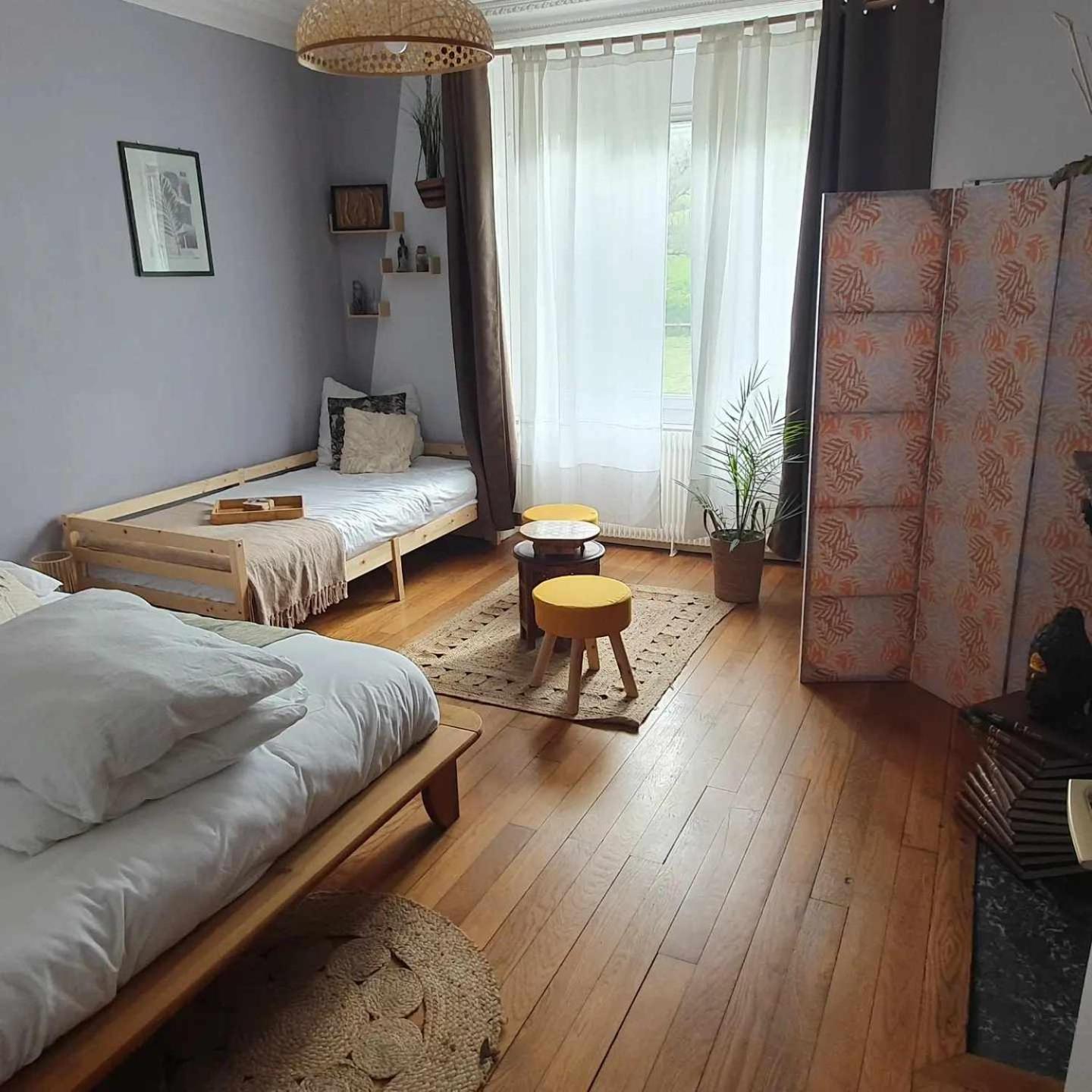 La Petite Porte Verte Bouilland 外观 照片